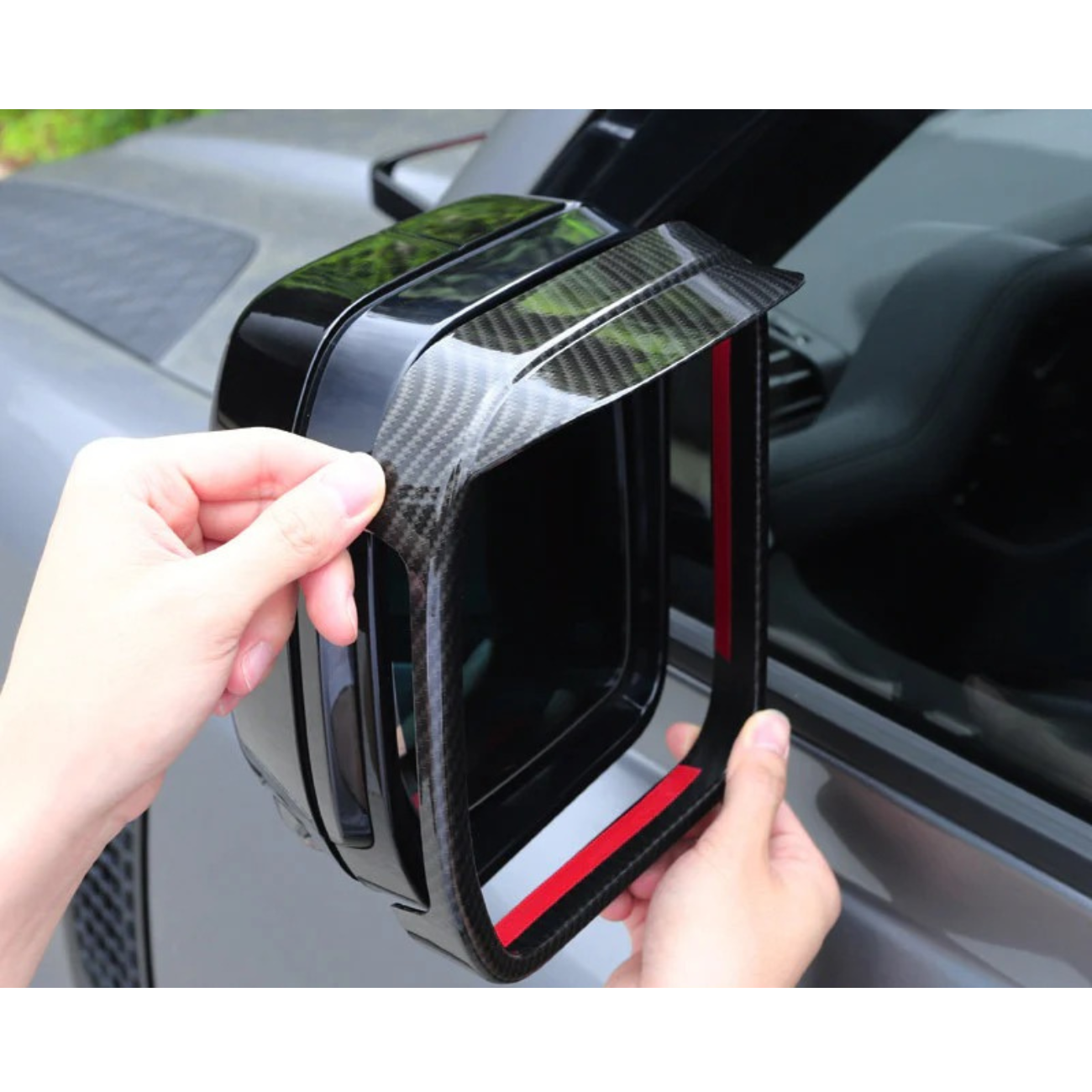 Applicable to 20-26 Land Rover Defender rearview mirrors, rain brow reversing mirrors, rain shield reflectors, and rain shield modifications