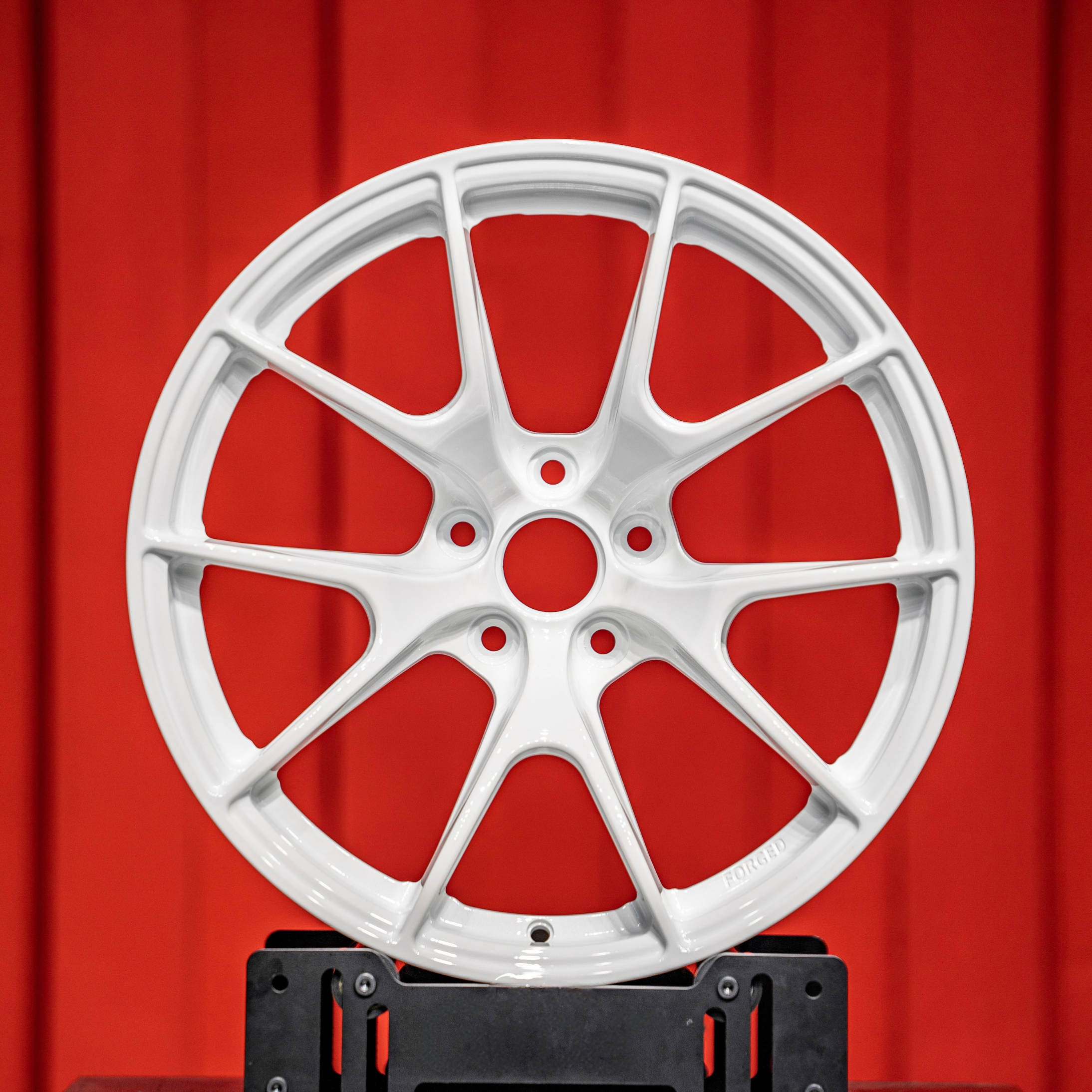 UMPARTS T6061 Forged Alloy Wheel – Split Multi-Spoke Performance Rim | Gloss White Finish