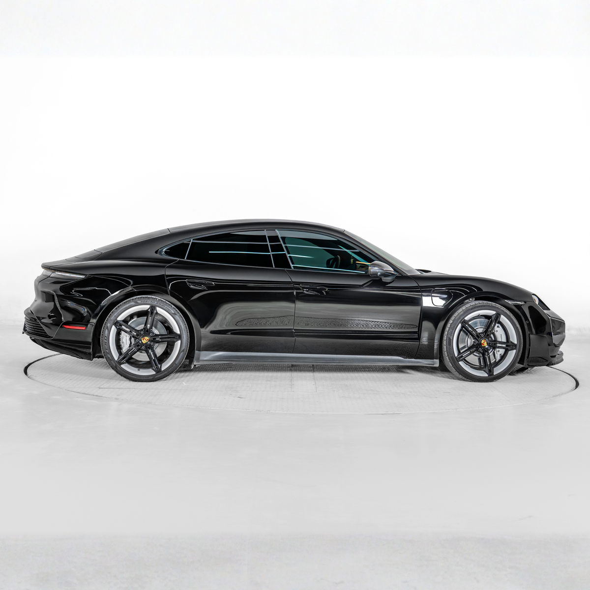Porsche Taycan 9J1 (2020–2023) to 9J1.2 Turbo GT Style Body Kit – Full Front & Rear Facelift Conversion (2024+ Look)