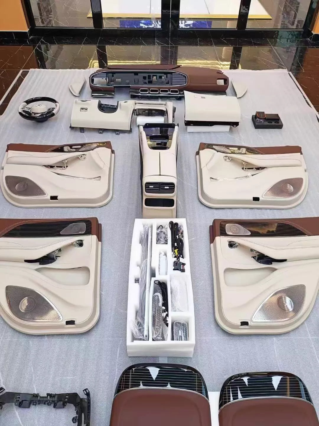 Compatible with Mercedes-Benz ML W166 (2011-2015) Upgrade to AMG GLE63 W167 Style Body Kit