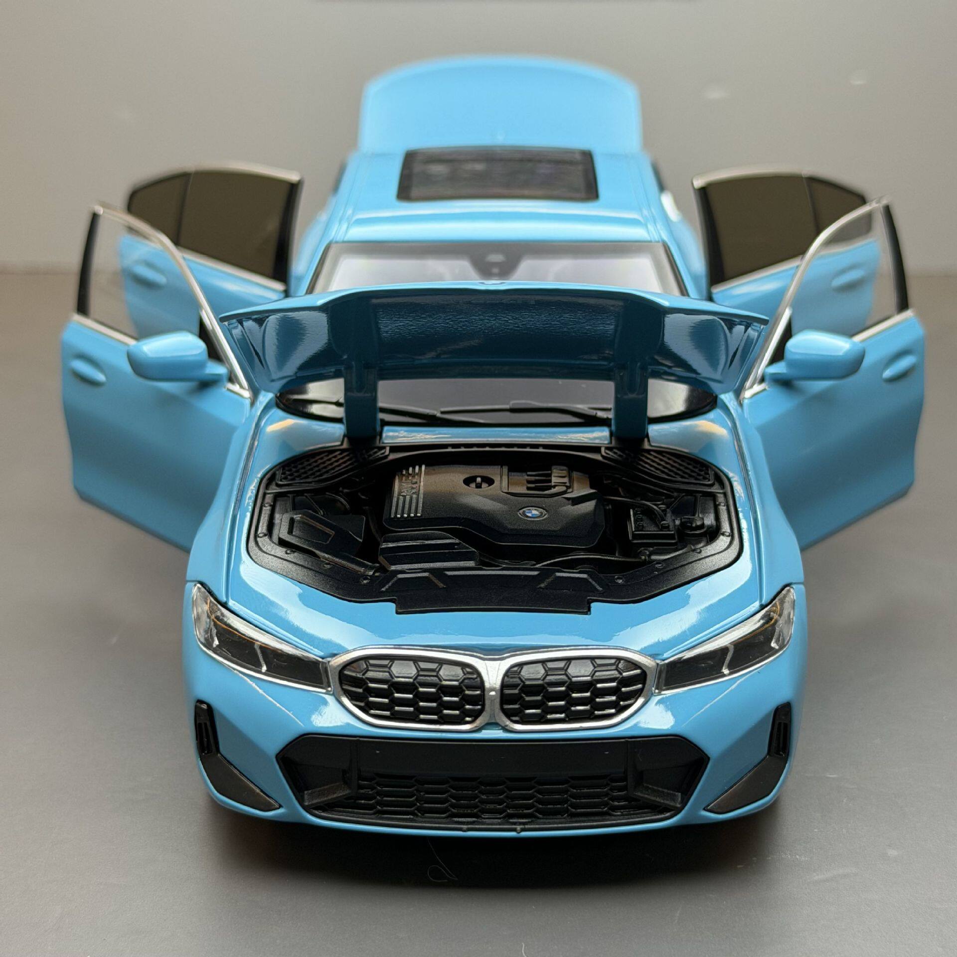 1:24 BMW 3 Series 325Li (G20)Alloy Diecast Model – Custom License Plate Edition