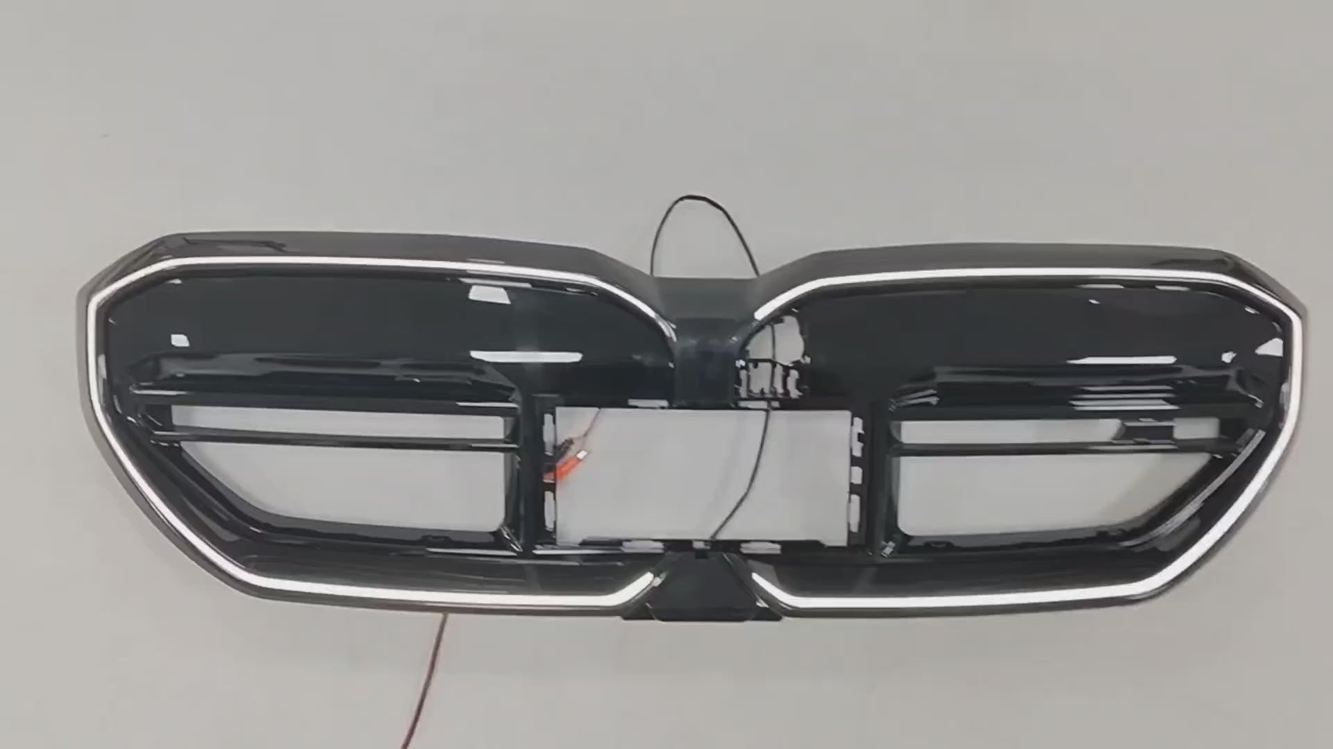 LED Illuminated Front Grille for BMW G60 5 Series – Light Up Kidney Grill with Adapter | UMPARTS
