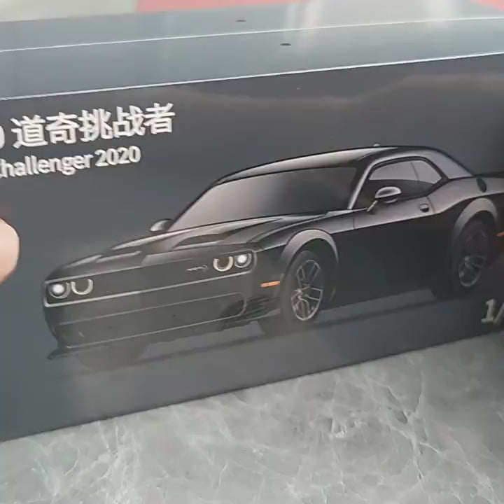 1:32 Dodge Challenger SRT Hellcat Diecast Model – Custom License Plate Edition
