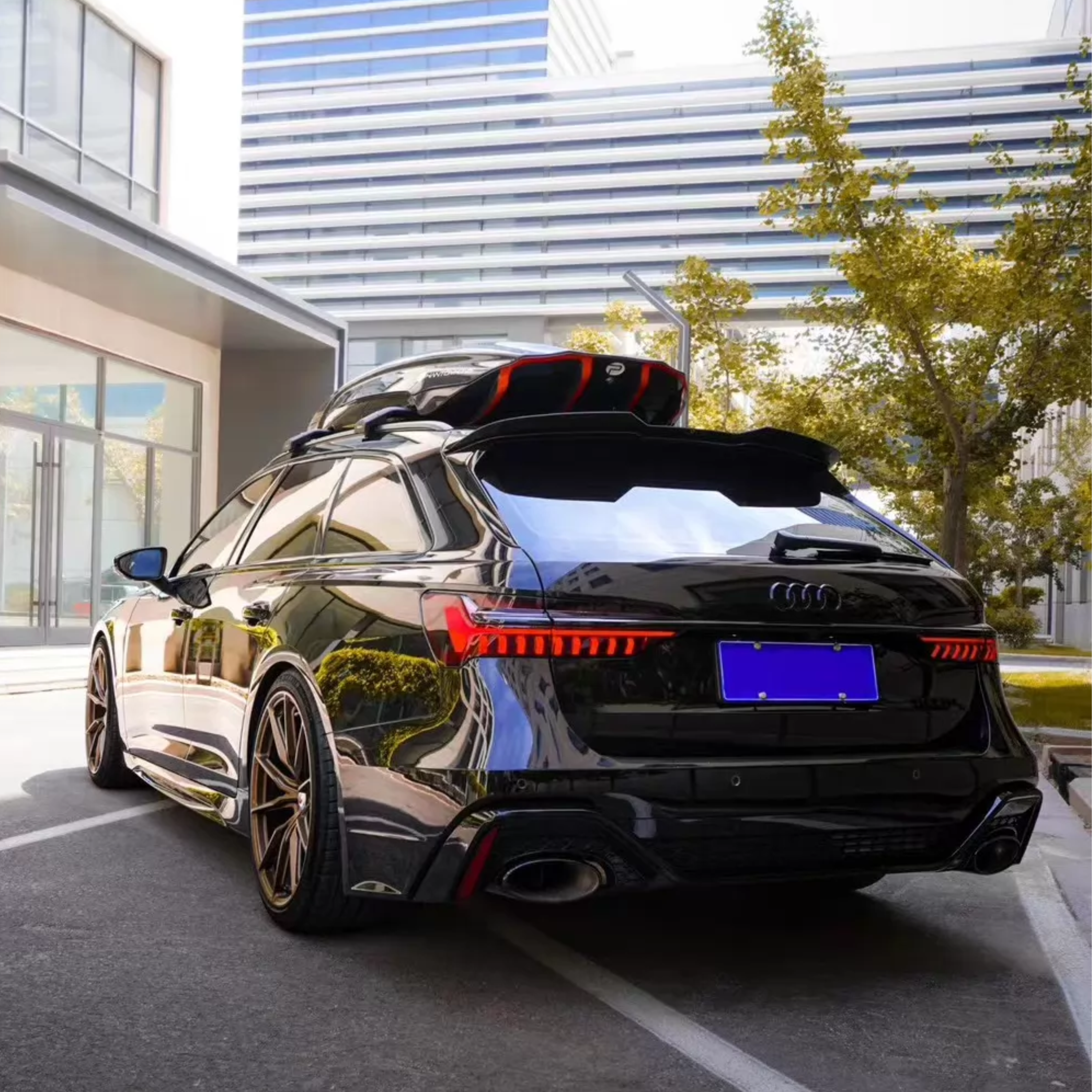 UMPARTS Universal Dry Carbon Fiber Roof Cargo Box | Premium Rooftop Carrier